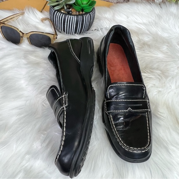 ROMEO PACINI Elegant Black Loafers with White Detailing, 10B - Picture 5 of 8